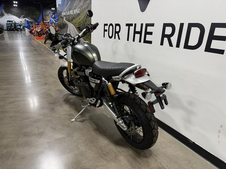 2022 Triumph Scrambler 1200 XE Matt Khaki Green Matt Jet Black
