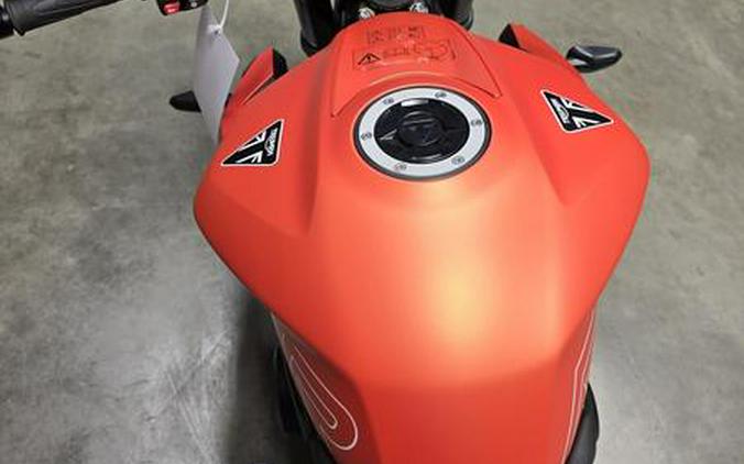 2025 Triumph Street Triple 765 R Pure White