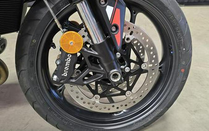 2025 Triumph Street Triple 765 R Pure White