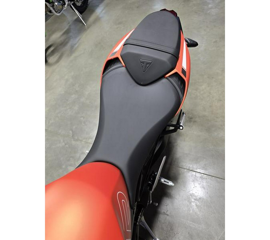 2025 Triumph Street Triple 765 R Pure White