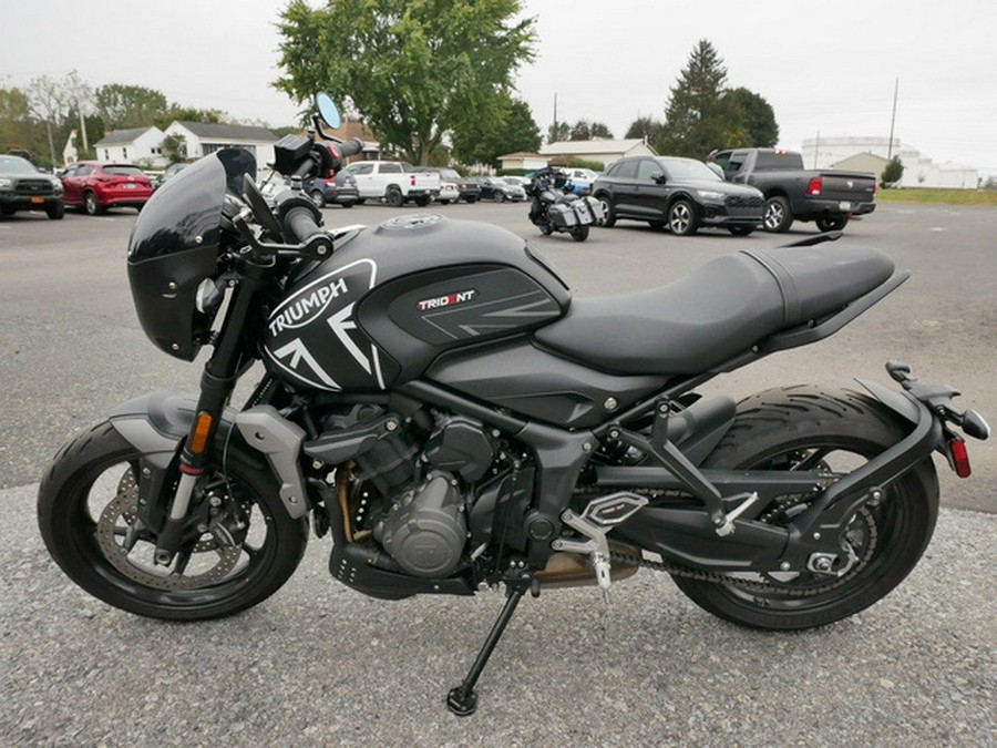 2024 Triumph Trident 660 Sapphire Black 660