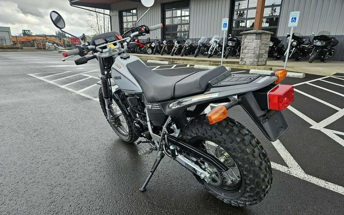 2025 Yamaha TW 200