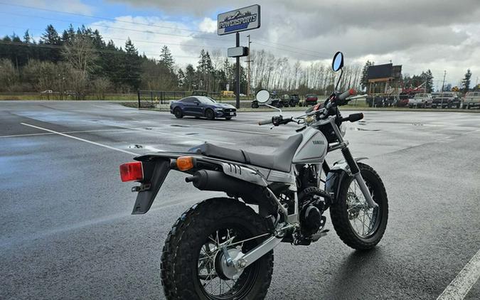 2025 Yamaha TW 200
