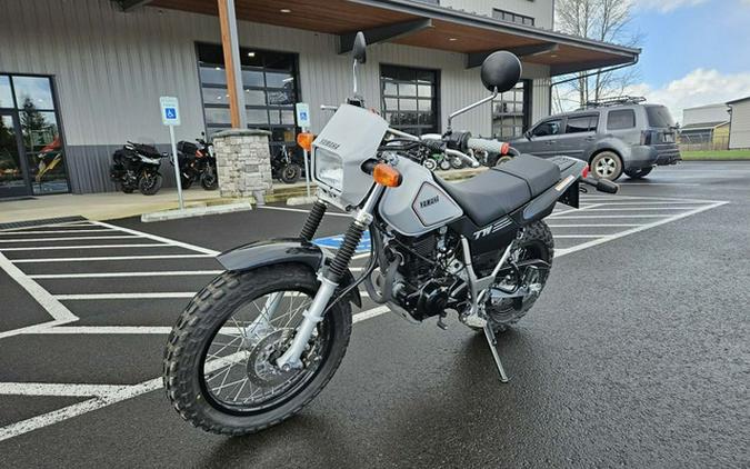 2025 Yamaha TW 200