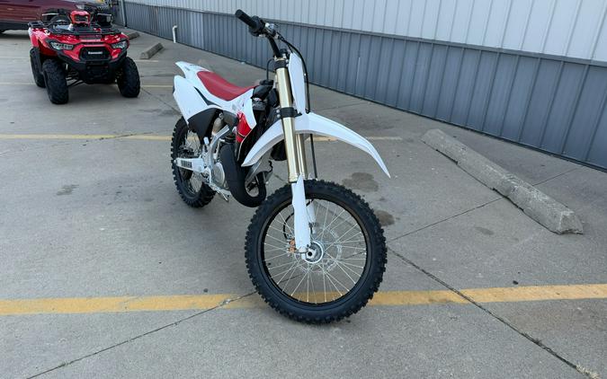 2026 Yamaha YZ125 70th Anniversary Edition