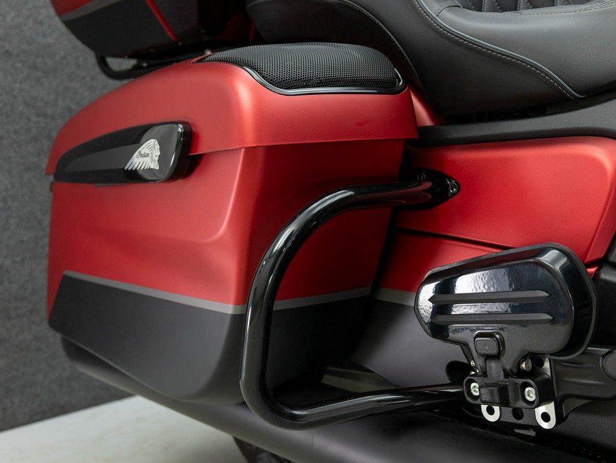 2025 INDIAN PURSUIT DARK HORSE 112 W/RIDER ASSIST & ABS