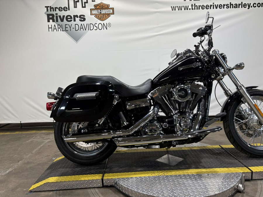 2014 Harley-Davidson Super Glide Custom Vivid Black