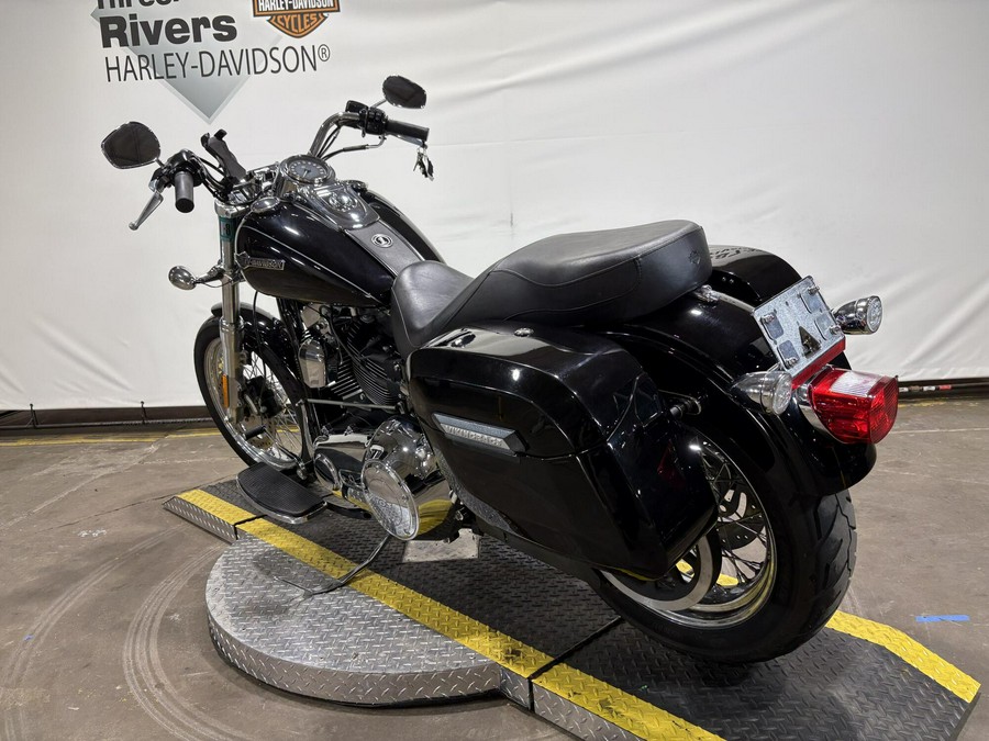 2014 Harley-Davidson Super Glide Custom Vivid Black