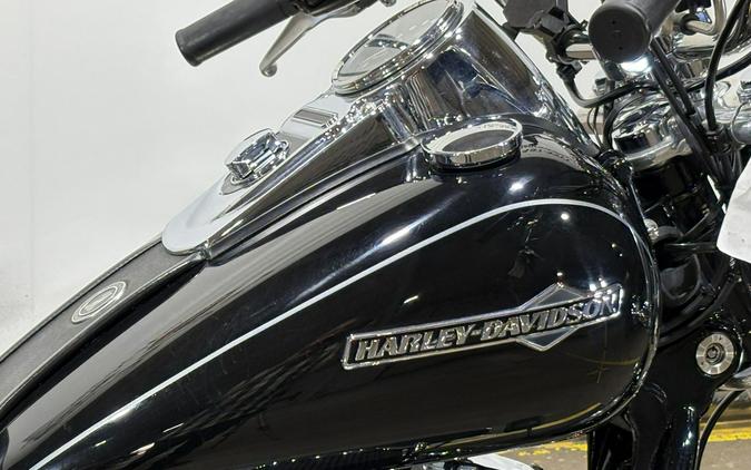 2014 Harley-Davidson® Super Glide® Custom Vivid Black
