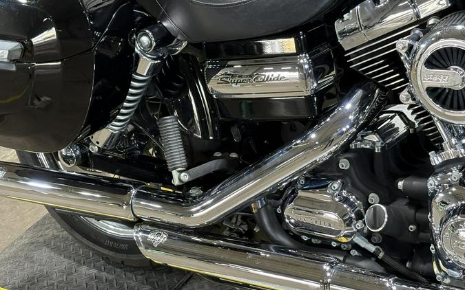 2014 Harley-Davidson® Super Glide® Custom Vivid Black