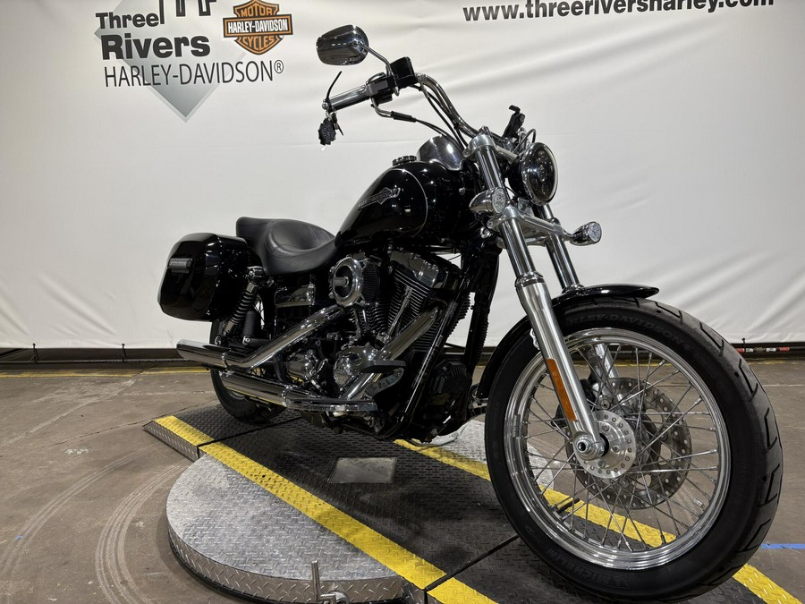 2014 Harley-Davidson Super Glide Custom Vivid Black