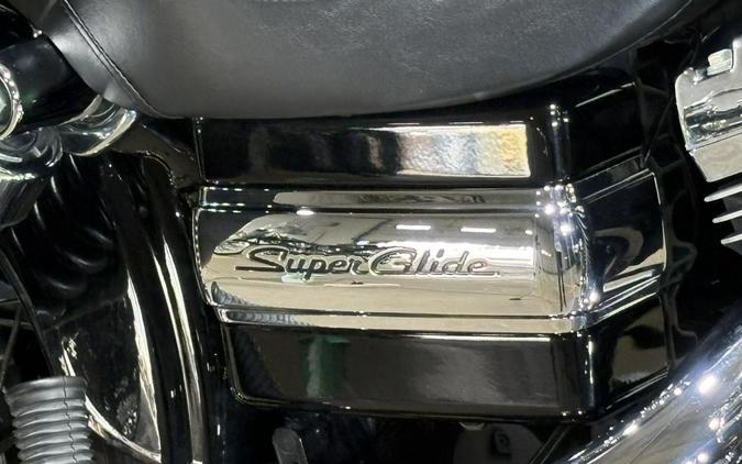 2014 Harley-Davidson® Super Glide® Custom Vivid Black