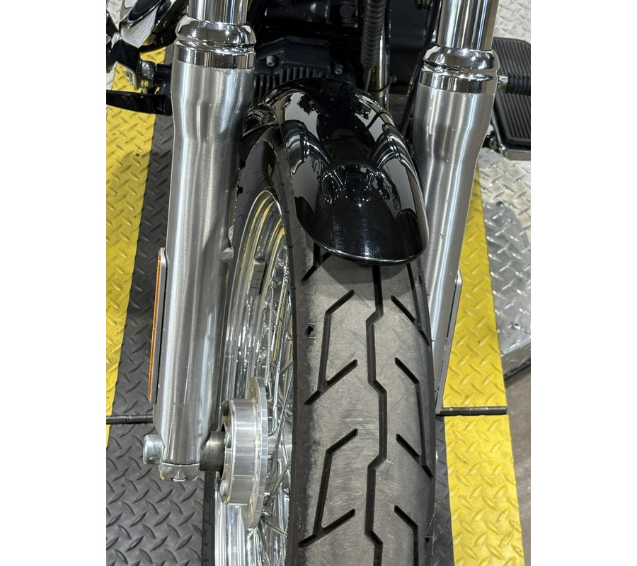 2014 Harley-Davidson Super Glide Custom Vivid Black