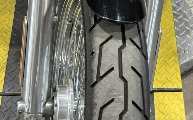 2014 Harley-Davidson® Super Glide® Custom Vivid Black