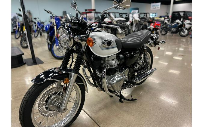 2026 W800 ABS - Kawasaki