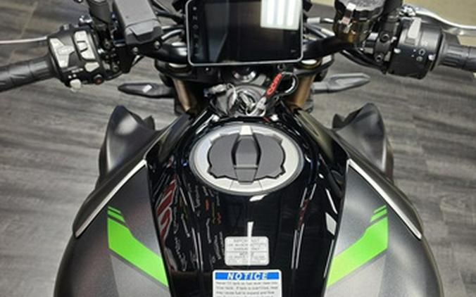 2026 Kawasaki Z1100 SE ABS
