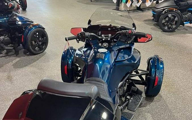 2023 Can-Am® Spyder F3 Limited Dark Wheels