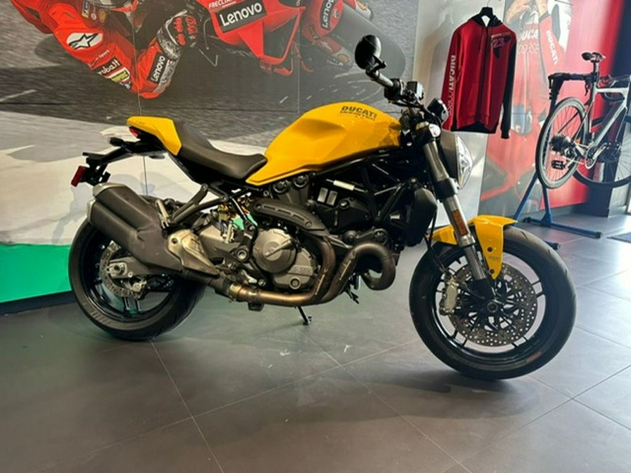 2018 Ducati Monster 821 Yellow