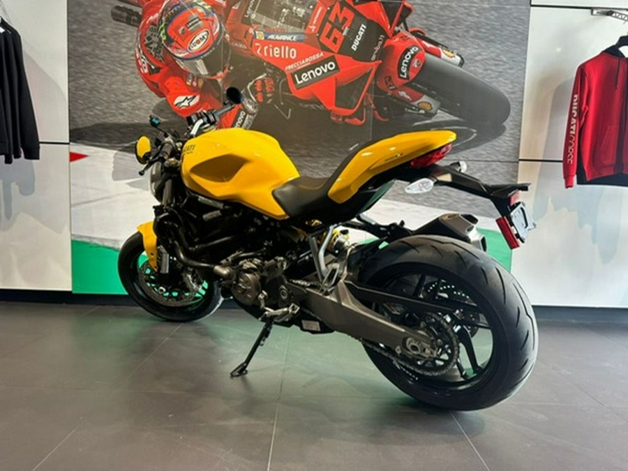 2018 Ducati Monster 821 Yellow