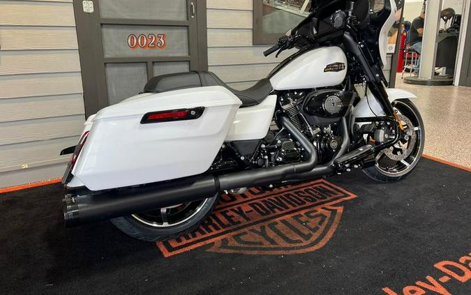 2025 Harley-Davidson® FLHX - Street Glide®