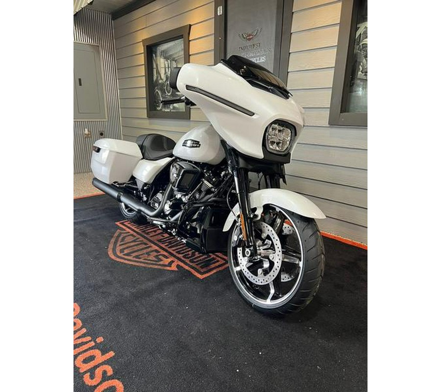 2025 Harley-Davidson® FLHX - Street Glide®