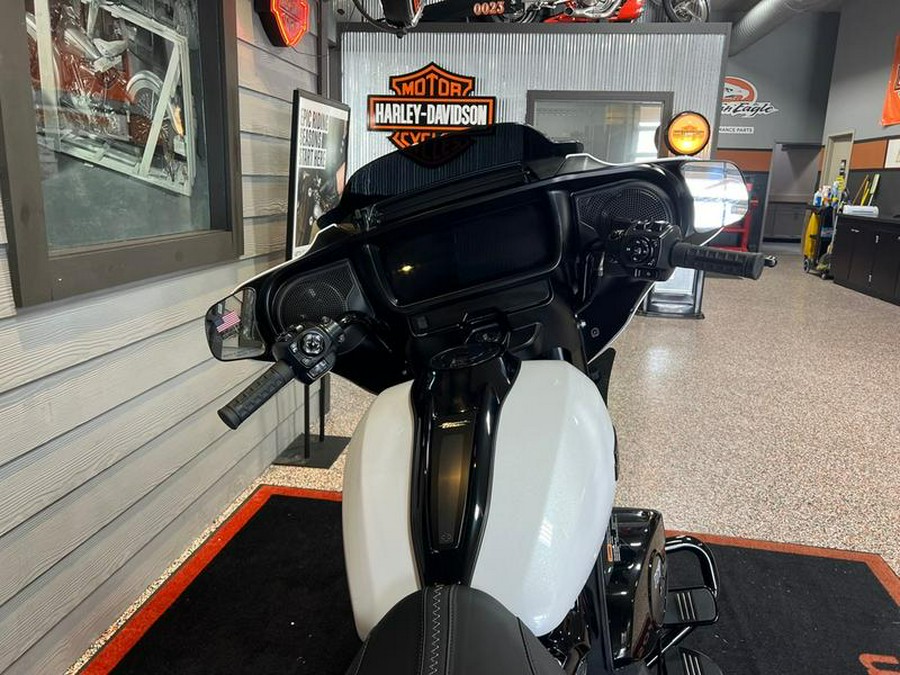 2025 Harley-Davidson® FLHX - Street Glide®