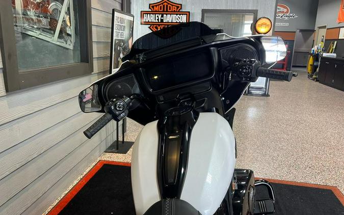 2025 Harley-Davidson® FLHX - Street Glide®