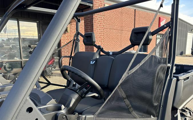 2026 Can-Am Defender DPS HD7