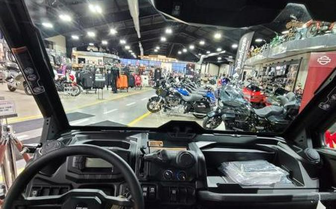 2026 Can-Am® Defender DPS CAB HD9 Compass Green