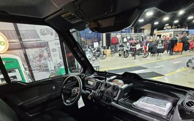 2026 Can-Am® Defender DPS CAB HD9 Compass Green