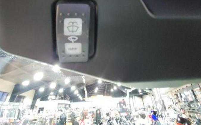 2026 Can-Am® Defender DPS CAB HD9 Compass Green