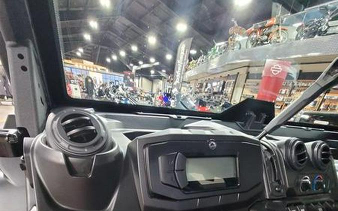 2026 Can-Am® Defender DPS CAB HD9 Compass Green