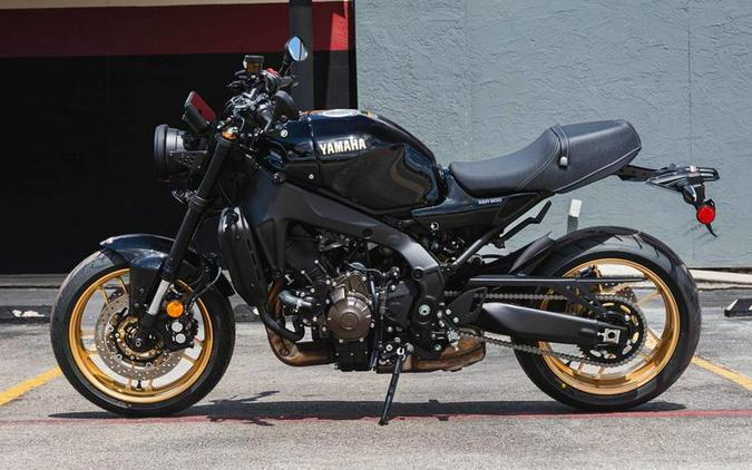 2025 Yamaha XSR900
