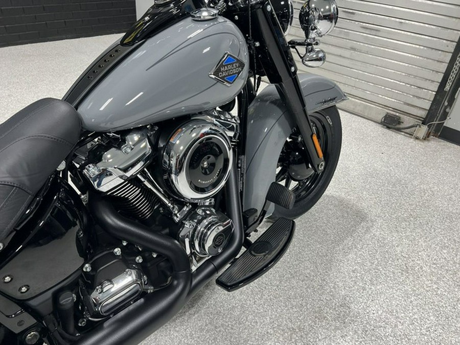 2026 Harley-Davidson Softail FLHC - Heritage Classic