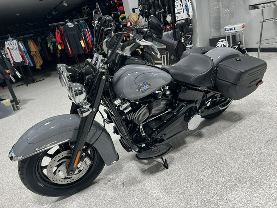 2026 Harley-Davidson Softail FLHC - Heritage Classic