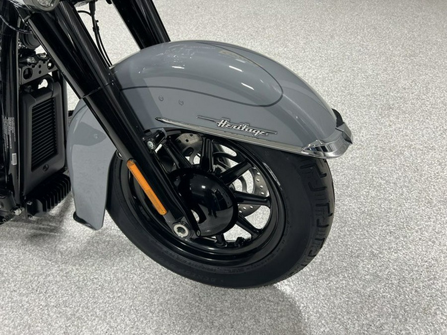 2026 Harley-Davidson Softail FLHC - Heritage Classic