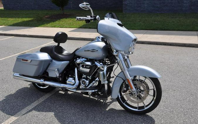 2023 Harley-Davidson® FLHX - Street Glide®
