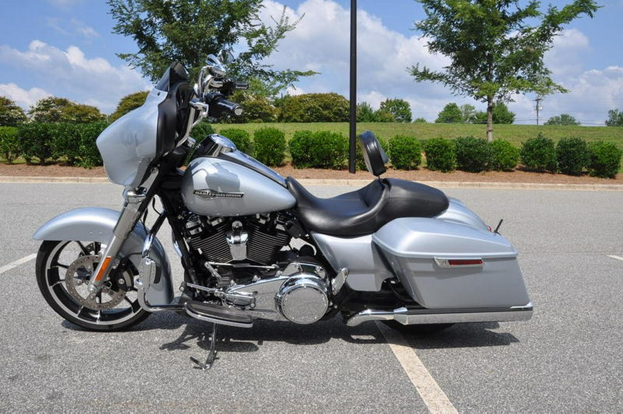 2023 Harley-Davidson® FLHX - Street Glide®
