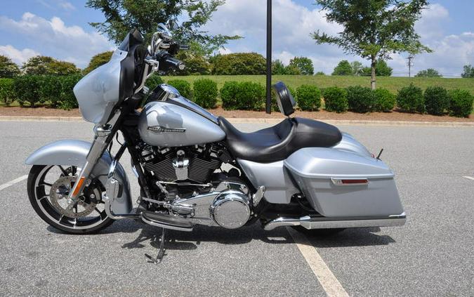 2023 Harley-Davidson® FLHX - Street Glide®