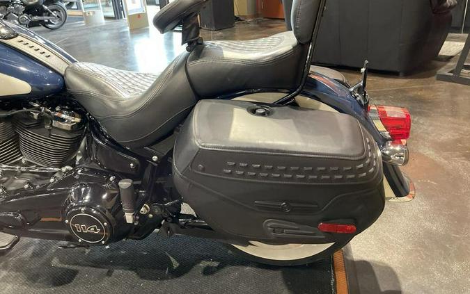 2019 Harley-Davidson® FLHCS - Heritage Classic 114