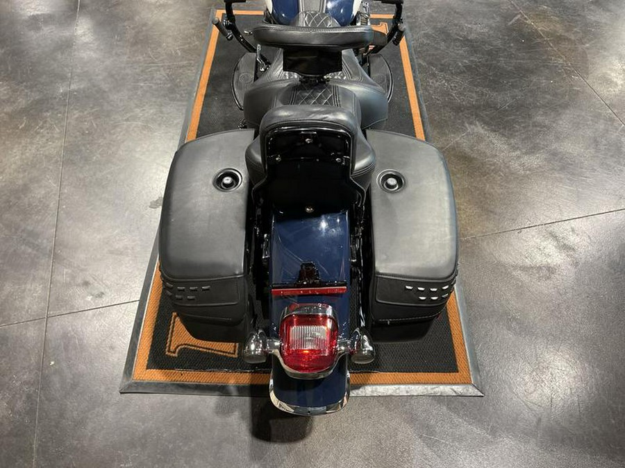 2019 Harley-Davidson® FLHCS - Heritage Classic 114