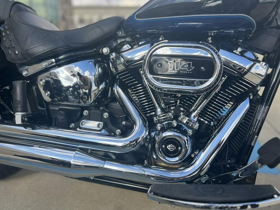 2022 Harley-Davidson® FLHCS - Heritage Classic 114