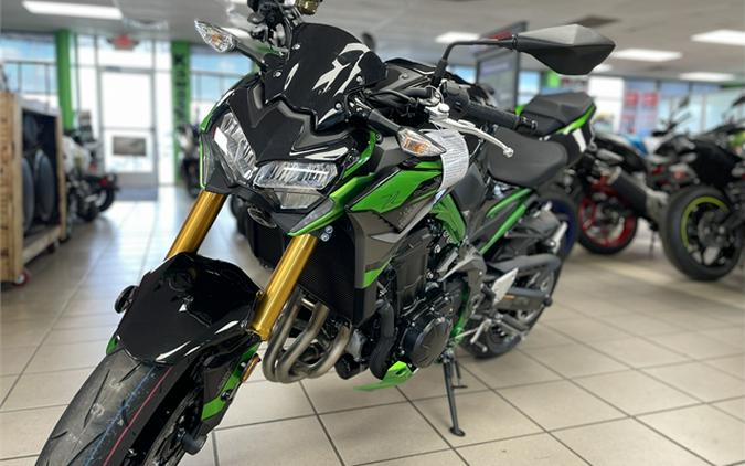 2024 Kawasaki Z900 SE