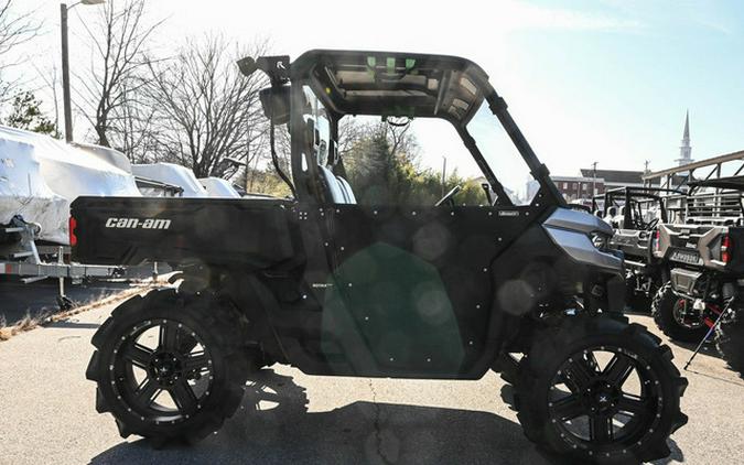 2020 Can-Am Defender DPS HD10