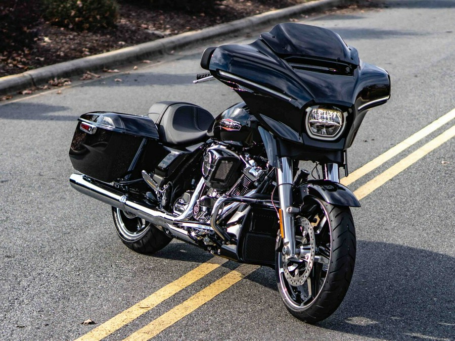 FLHX 2026 Street Glide®