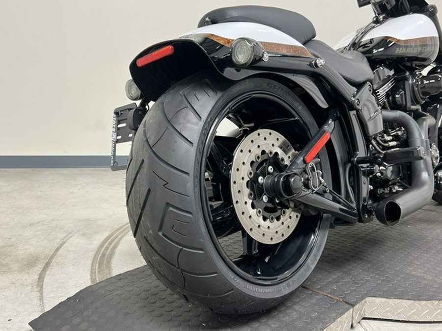 2016 Harley-Davidson Softail CVO Pro Street Breakout FXSE CVO Pro Street Breakout