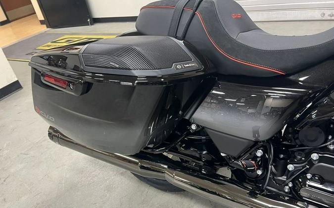 2025 Harley-Davidson FLHXSE - CVO Street Glide
