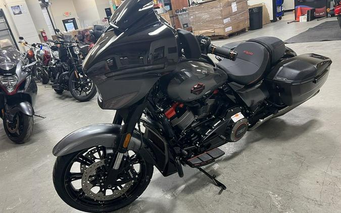 2025 Harley-Davidson FLHXSE - CVO Street Glide