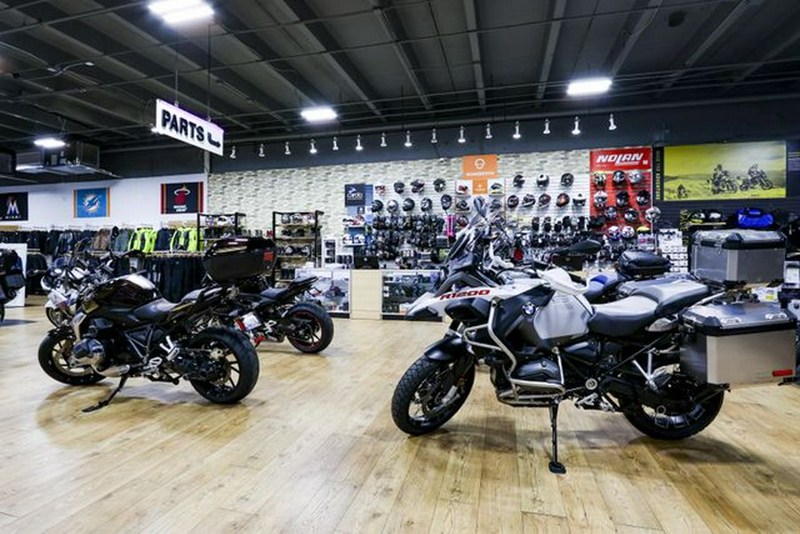 Used 2024 Ducati STREETFIGHTER V4