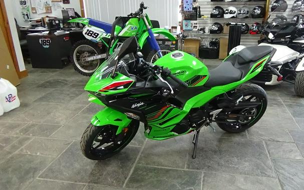 2024 Kawasaki Ninja 500 KRT Edition